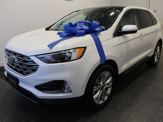 2024 Ford Edge TITANIUM White
