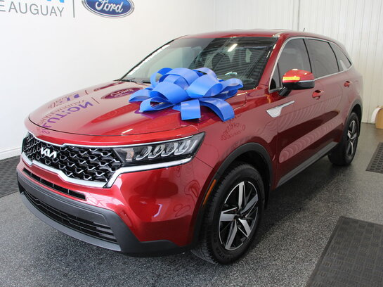 2022 Kia Sorento SORENTO LX Red